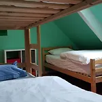 De Montagne Du Plateau De Lhers- Accueil Randonneurs Gasthof *