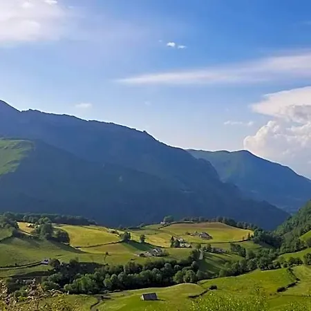 Πανδοχείο De Montagne Du Plateau De Lhers- Accueil Randonneurs