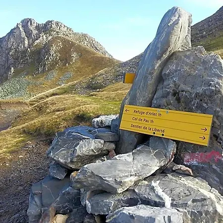 De Montagne Du Plateau De Lhers- Accueil Randonneurs