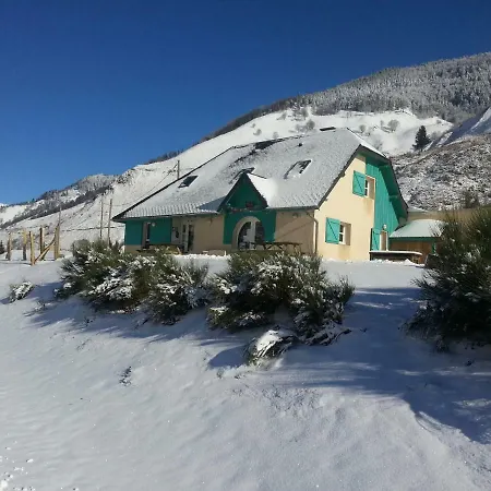 De Montagne Du Plateau De Lhers- Accueil Randonneurs Gasthof *