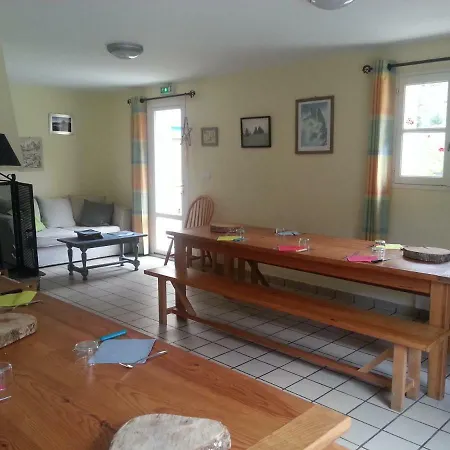 De Montagne Du Plateau De Lhers- Accueil Randonneurs Locanda *